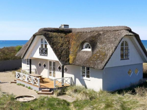 12 person holiday home in Hirtshals